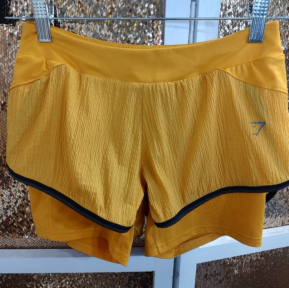 Women's Gymshark Speed Shorts XS yellow - Picture 2 of 11
